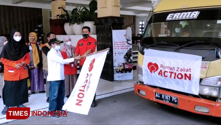 Rumah Zakat Kirim Bantuan Donatur untuk Korban Erupsi Gunung Semeru